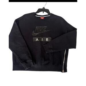 Nike Air Crewneck Sweatshirt Black Women’s size xSmall. Side Zip Logo Pullover